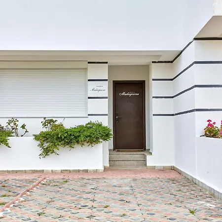 Appartement Ella Boutik Cytadell 4*